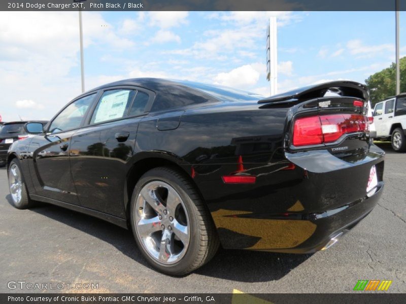 Pitch Black / Black 2014 Dodge Charger SXT