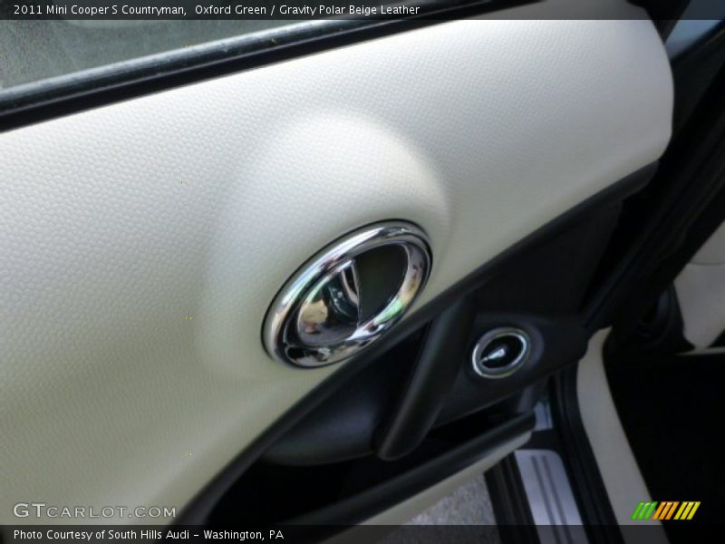 Oxford Green / Gravity Polar Beige Leather 2011 Mini Cooper S Countryman