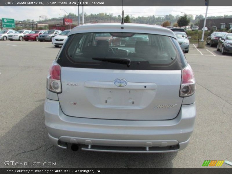 Silver Streak Mica / Dark Charcoal 2007 Toyota Matrix XR