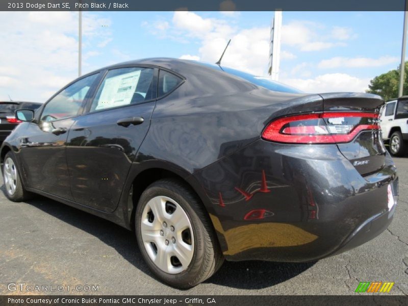 Pitch Black / Black 2013 Dodge Dart SE
