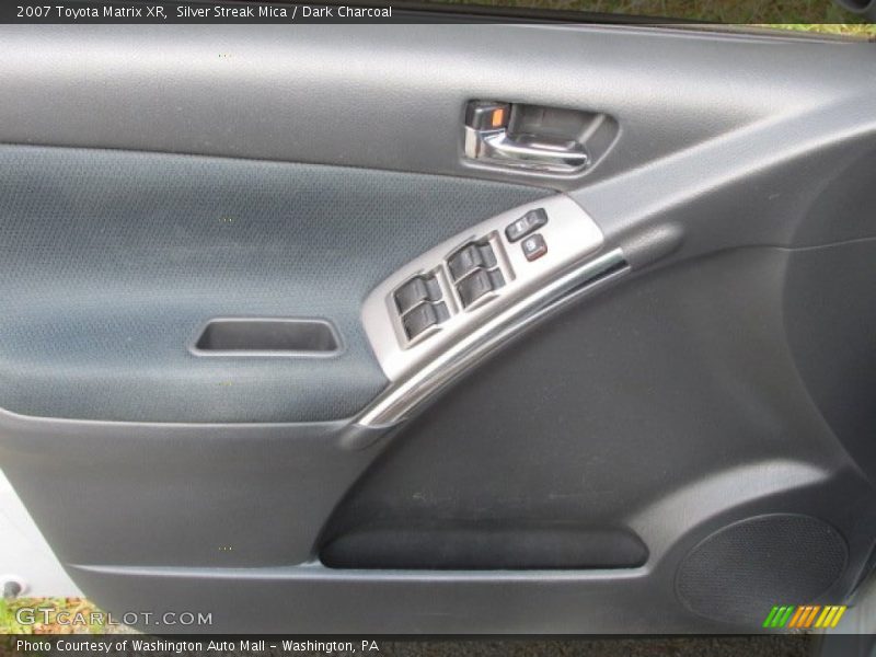Silver Streak Mica / Dark Charcoal 2007 Toyota Matrix XR