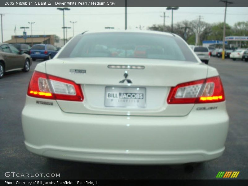 Dover White Pearl / Medium Gray 2009 Mitsubishi Galant ES