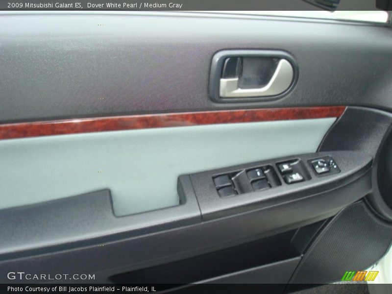 Dover White Pearl / Medium Gray 2009 Mitsubishi Galant ES