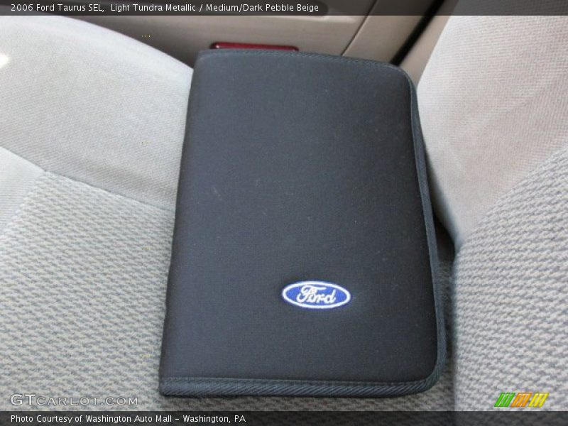 Light Tundra Metallic / Medium/Dark Pebble Beige 2006 Ford Taurus SEL