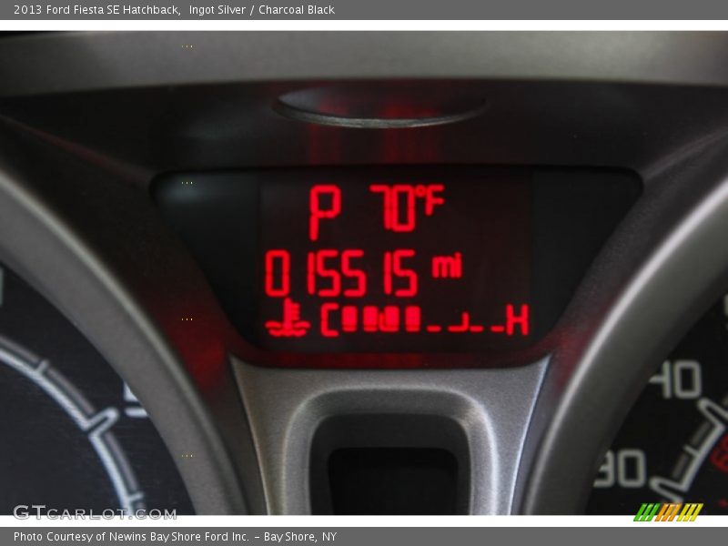 Ingot Silver / Charcoal Black 2013 Ford Fiesta SE Hatchback