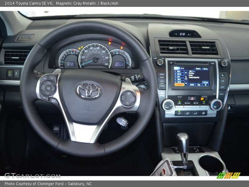 Magnetic Gray Metallic / Black/Ash 2014 Toyota Camry SE V6