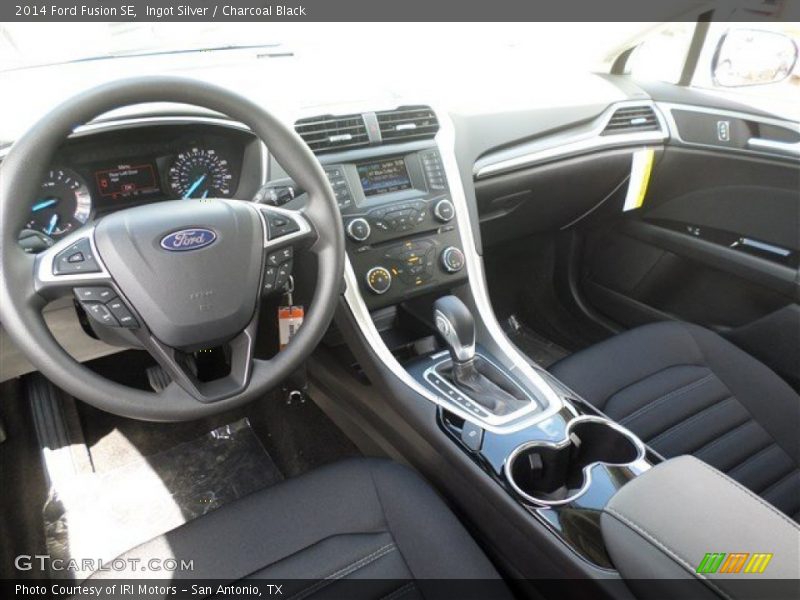 Ingot Silver / Charcoal Black 2014 Ford Fusion SE