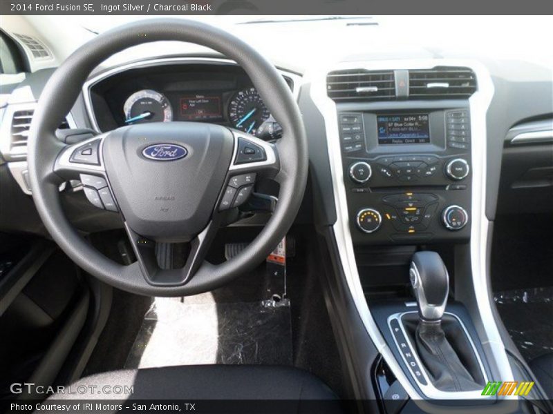 Ingot Silver / Charcoal Black 2014 Ford Fusion SE