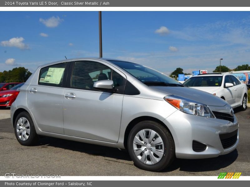 Classic Silver Metallic / Ash 2014 Toyota Yaris LE 5 Door