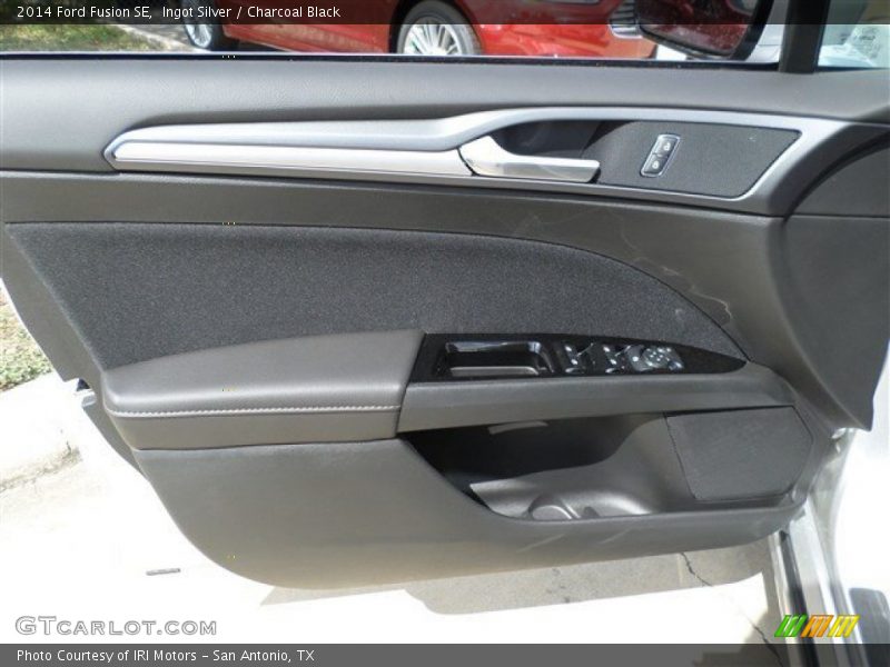 Ingot Silver / Charcoal Black 2014 Ford Fusion SE