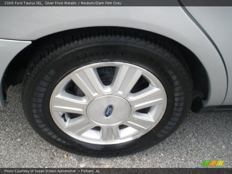 Silver Frost Metallic / Medium/Dark Flint Grey 2006 Ford Taurus SEL