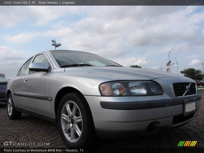 Silver Metallic / Graphite 2002 Volvo S60 2.4T