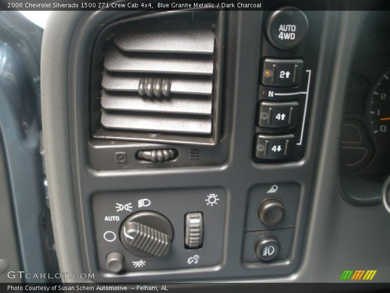 Blue Granite Metallic / Dark Charcoal 2006 Chevrolet Silverado 1500 Z71 Crew Cab 4x4