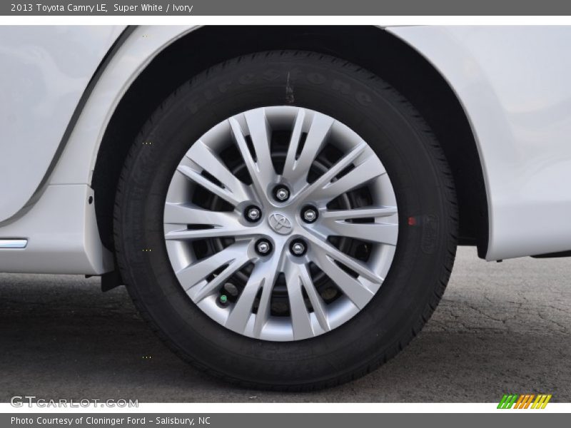 Super White / Ivory 2013 Toyota Camry LE
