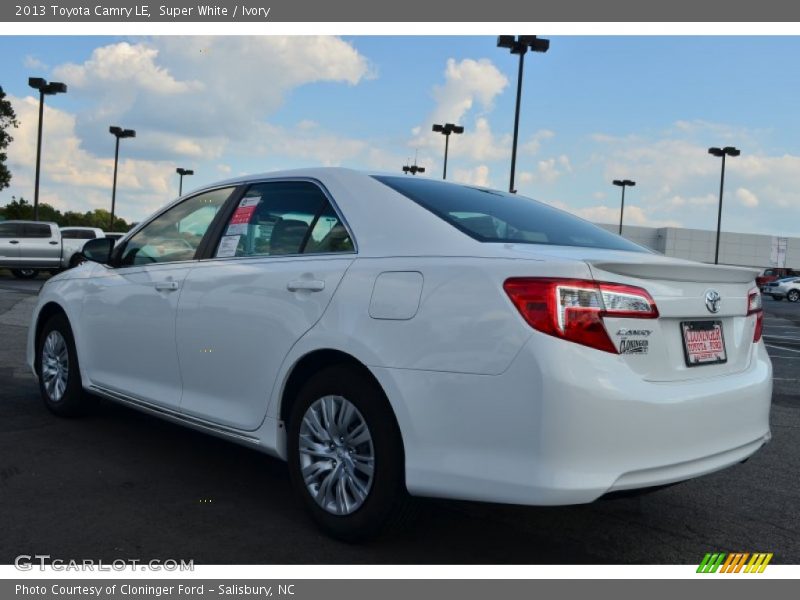 Super White / Ivory 2013 Toyota Camry LE