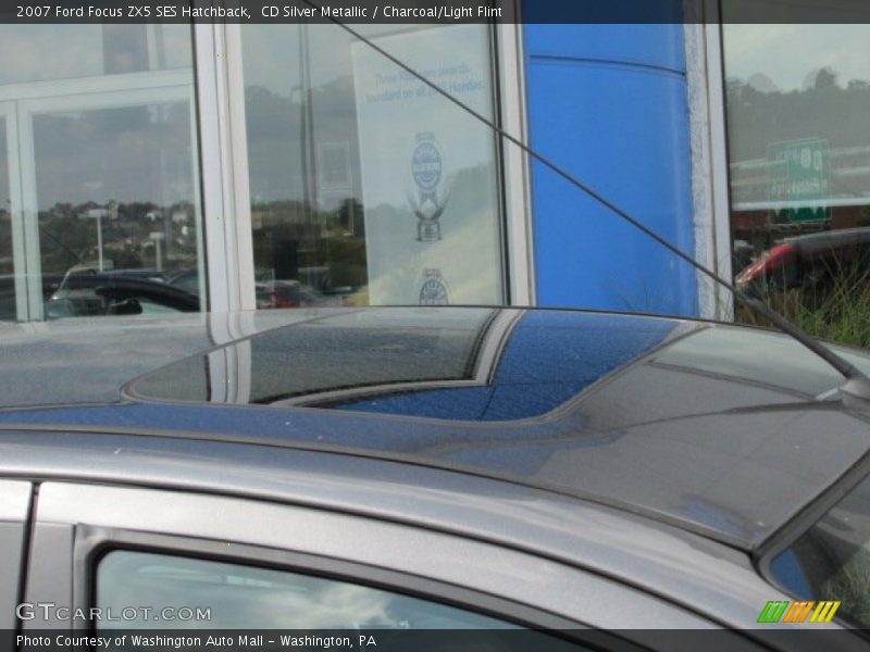 CD Silver Metallic / Charcoal/Light Flint 2007 Ford Focus ZX5 SES Hatchback