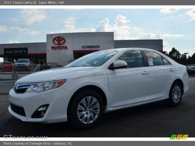 Super White / Ash 2013 Toyota Camry LE