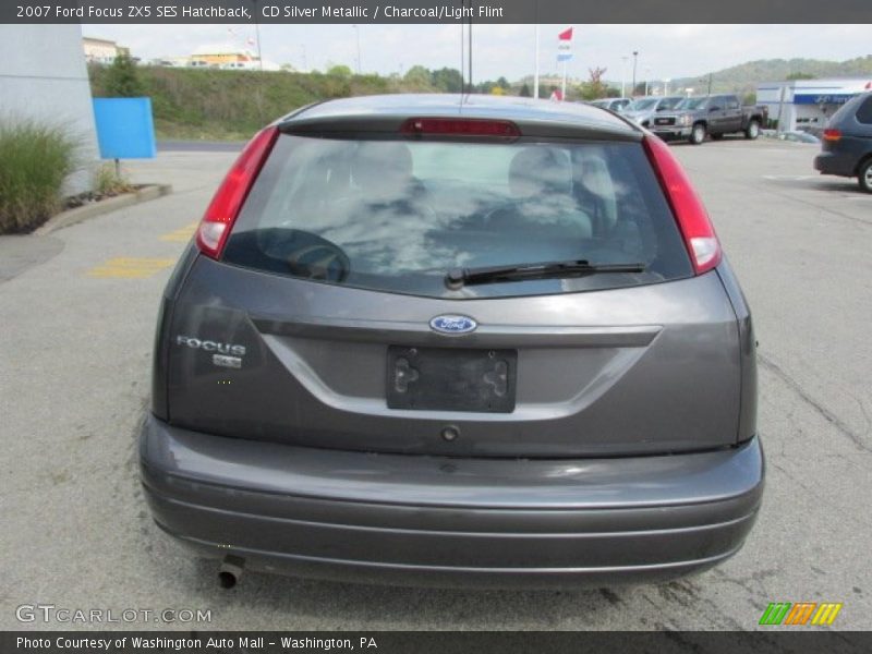 CD Silver Metallic / Charcoal/Light Flint 2007 Ford Focus ZX5 SES Hatchback