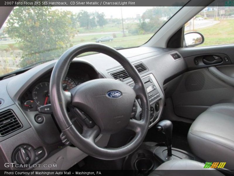 CD Silver Metallic / Charcoal/Light Flint 2007 Ford Focus ZX5 SES Hatchback