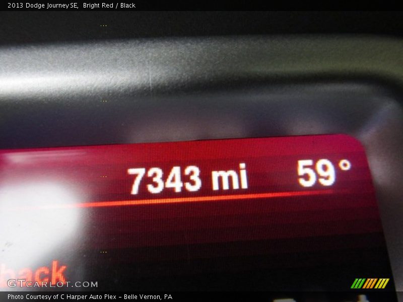 Bright Red / Black 2013 Dodge Journey SE