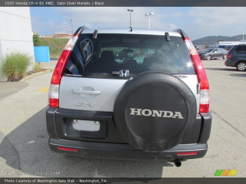 Satin Silver Metallic / Black 2005 Honda CR-V EX 4WD