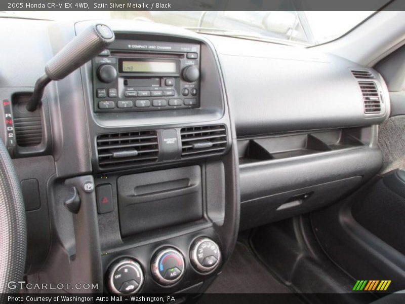 Satin Silver Metallic / Black 2005 Honda CR-V EX 4WD