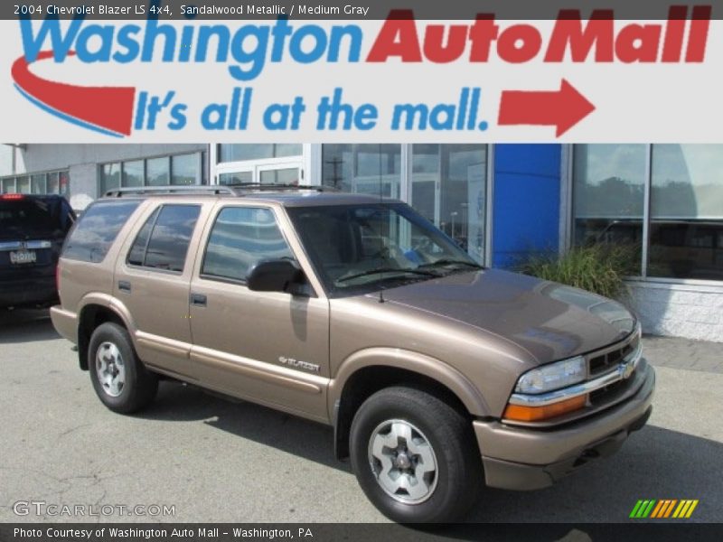Sandalwood Metallic / Medium Gray 2004 Chevrolet Blazer LS 4x4