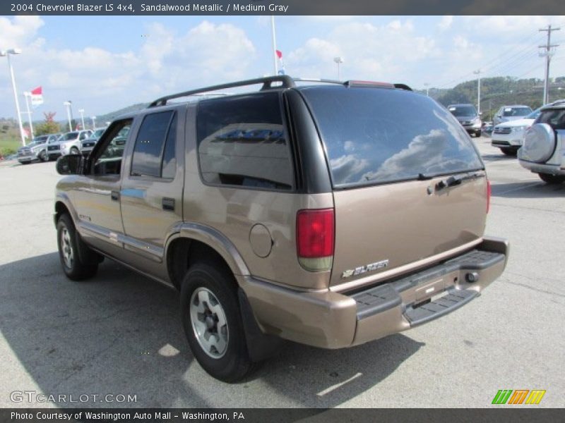 Sandalwood Metallic / Medium Gray 2004 Chevrolet Blazer LS 4x4
