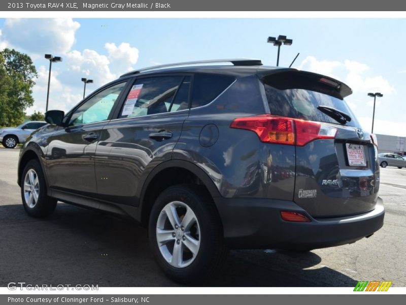 Magnetic Gray Metallic / Black 2013 Toyota RAV4 XLE