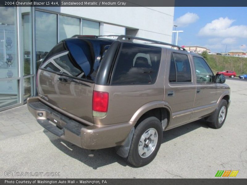 Sandalwood Metallic / Medium Gray 2004 Chevrolet Blazer LS 4x4