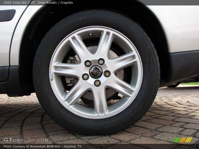 Silver Metallic / Graphite 2002 Volvo S60 2.4T