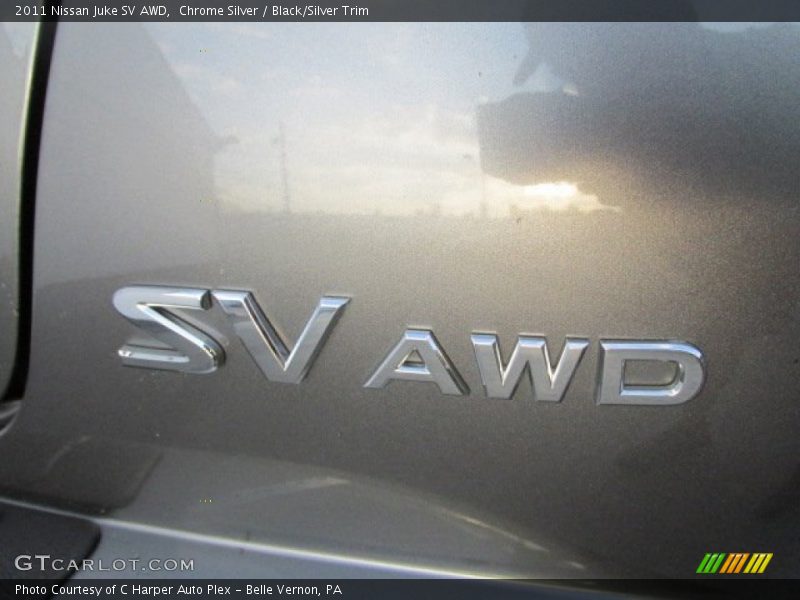 Chrome Silver / Black/Silver Trim 2011 Nissan Juke SV AWD