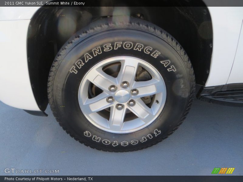 Summit White / Ebony 2011 GMC Yukon SLE