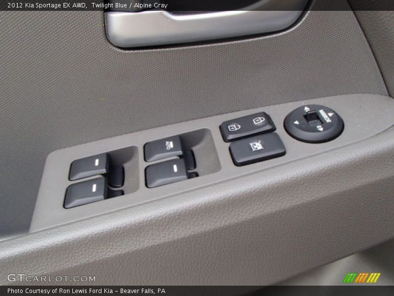 Controls of 2012 Sportage EX AWD
