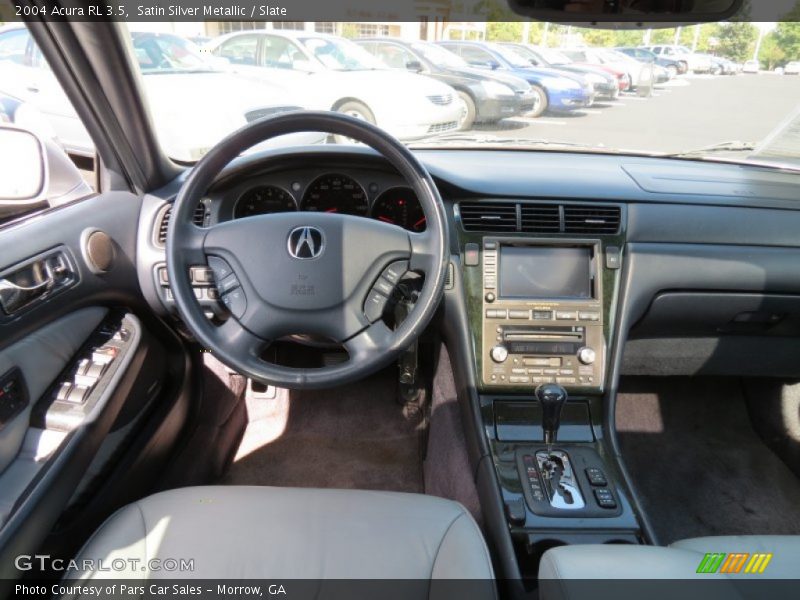 Dashboard of 2004 RL 3.5