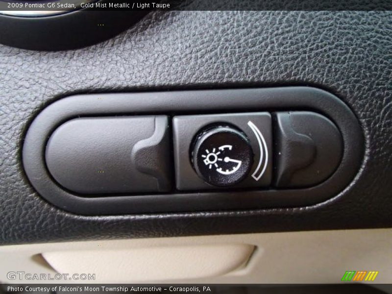 Gold Mist Metallic / Light Taupe 2009 Pontiac G6 Sedan