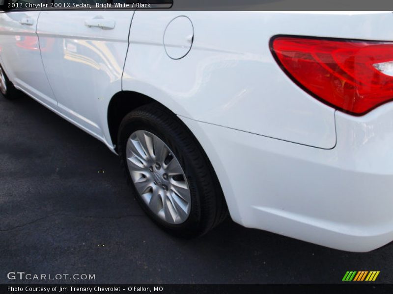 Bright White / Black 2012 Chrysler 200 LX Sedan