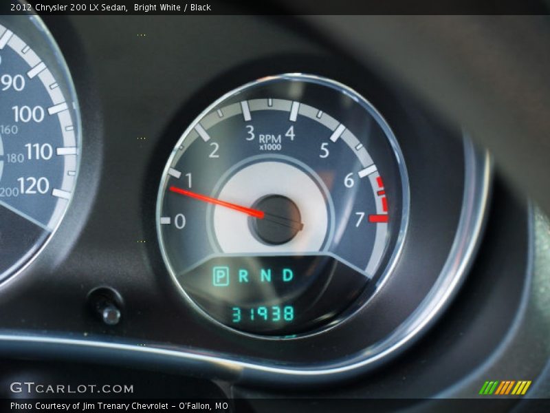 Bright White / Black 2012 Chrysler 200 LX Sedan