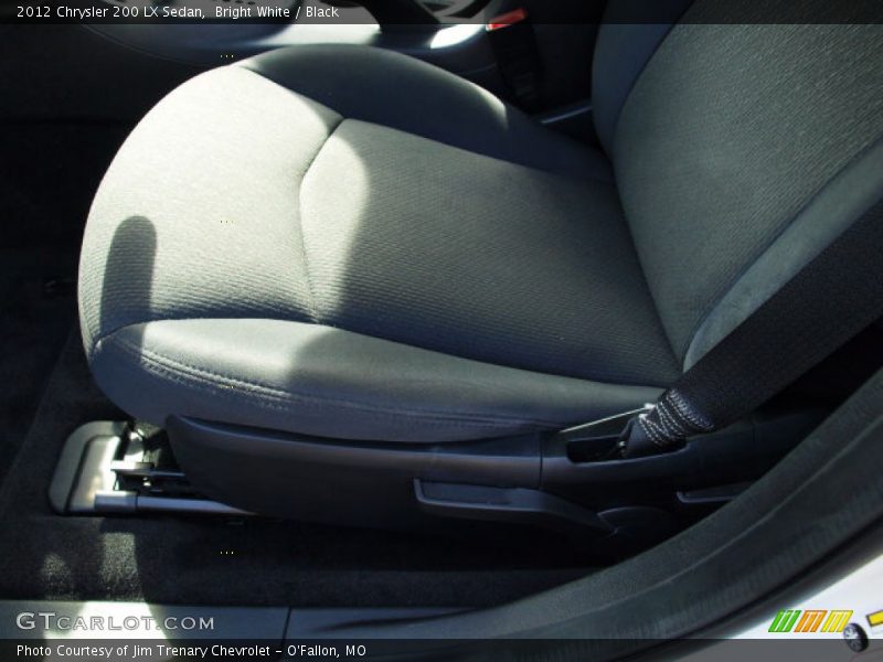 Bright White / Black 2012 Chrysler 200 LX Sedan