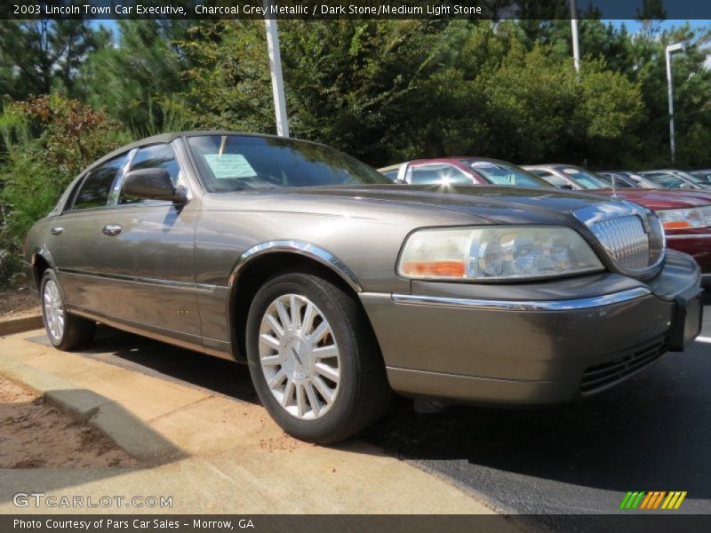 Charcoal Grey Metallic / Dark Stone/Medium Light Stone 2003 Lincoln Town Car Executive