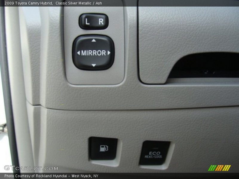 Classic Silver Metallic / Ash 2009 Toyota Camry Hybrid