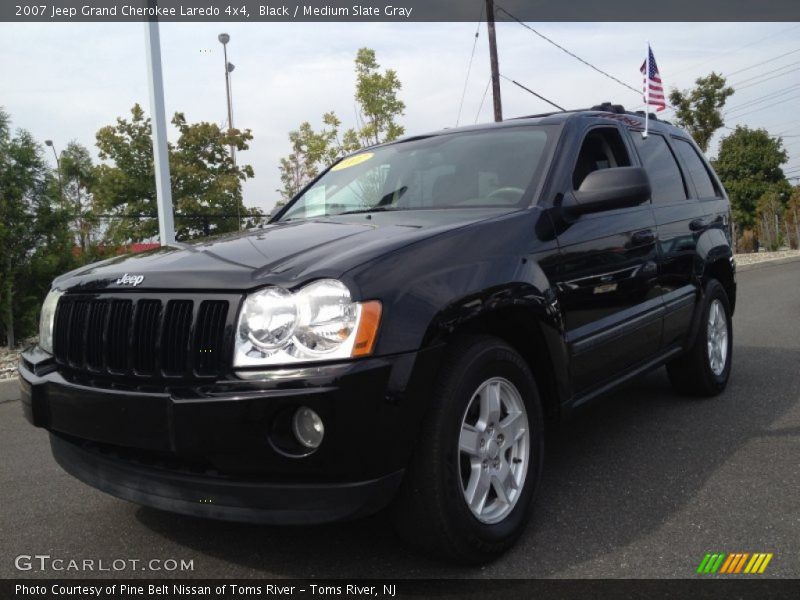 Black / Medium Slate Gray 2007 Jeep Grand Cherokee Laredo 4x4