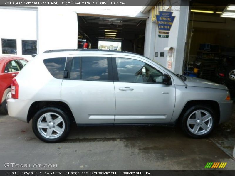 Bright Silver Metallic / Dark Slate Gray 2010 Jeep Compass Sport 4x4