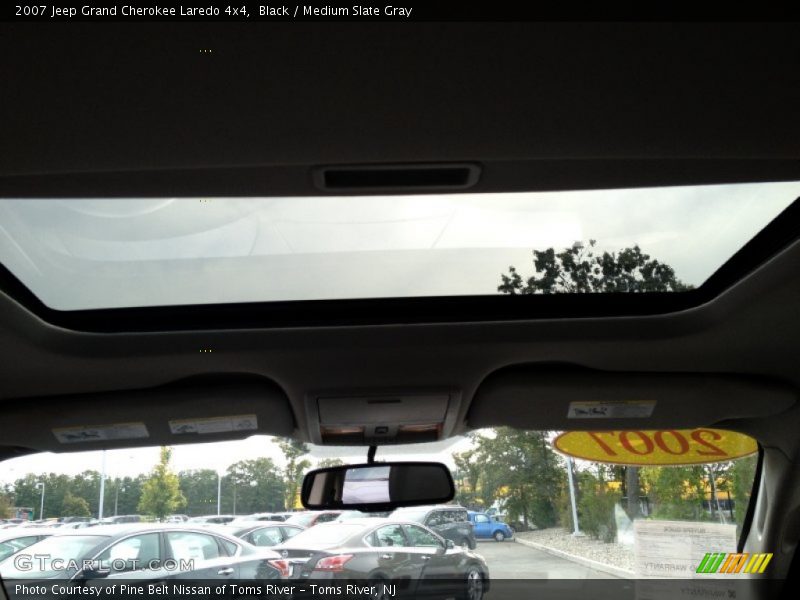 Black / Medium Slate Gray 2007 Jeep Grand Cherokee Laredo 4x4