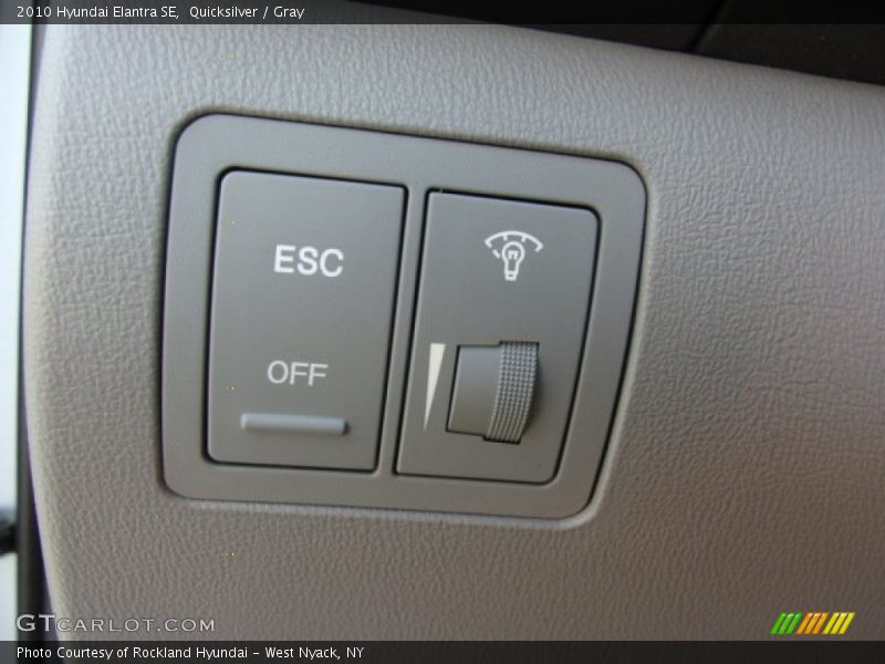 Quicksilver / Gray 2010 Hyundai Elantra SE
