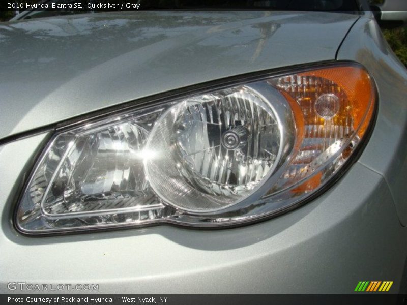 Quicksilver / Gray 2010 Hyundai Elantra SE