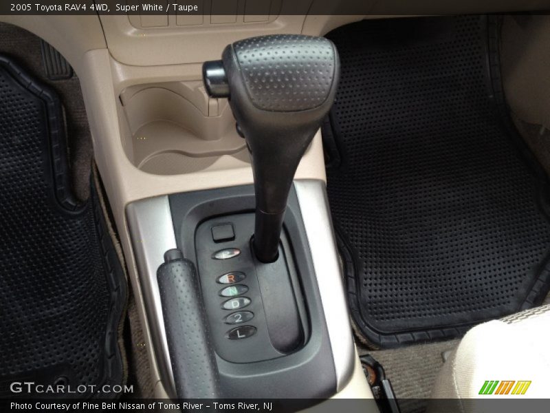 Super White / Taupe 2005 Toyota RAV4 4WD