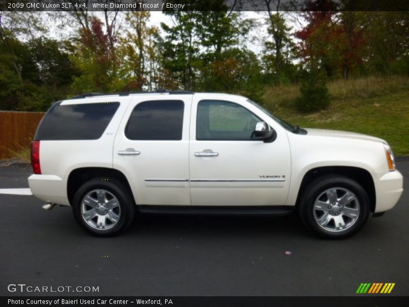 White Diamond Tricoat / Ebony 2009 GMC Yukon SLT 4x4