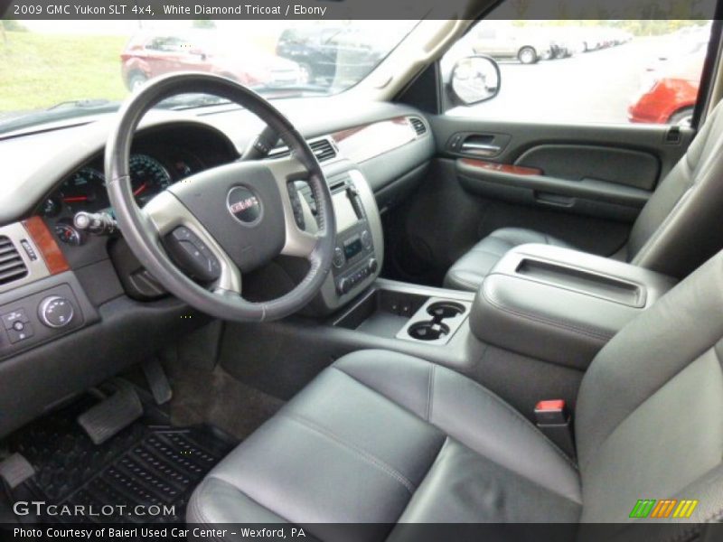 White Diamond Tricoat / Ebony 2009 GMC Yukon SLT 4x4