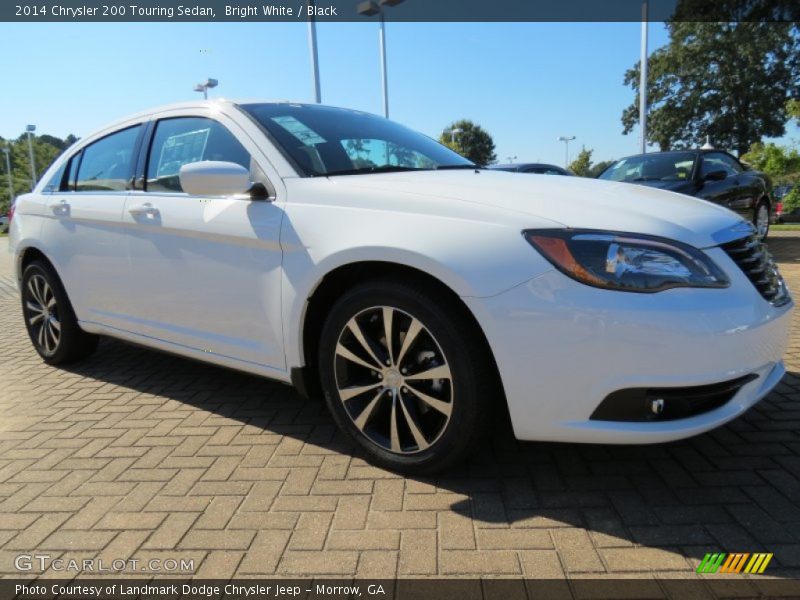 Bright White / Black 2014 Chrysler 200 Touring Sedan